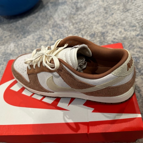 Nike dunk with box - Picture 2 of 4